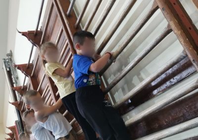 Point Blur Nov052025 172209