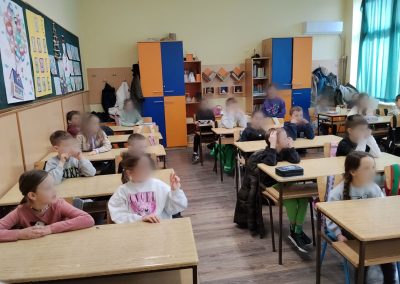 Point Blur Mar042026 111341