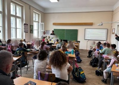 Point Blur Apr032026 104942